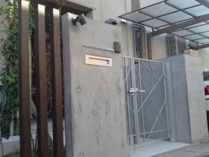 87C 1 - シックなカラーにこだわったおしゃれなテラス　大津市