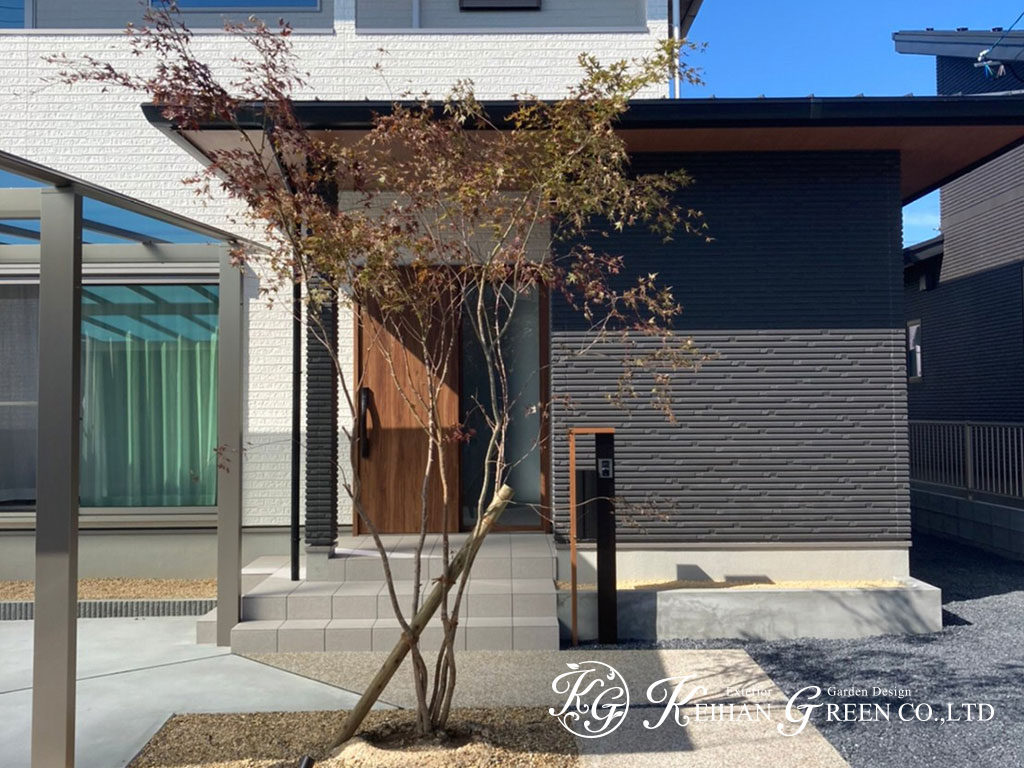 main 1 - シンボルツリーがひときわ目を惹くシンプルモダン外構　守山市