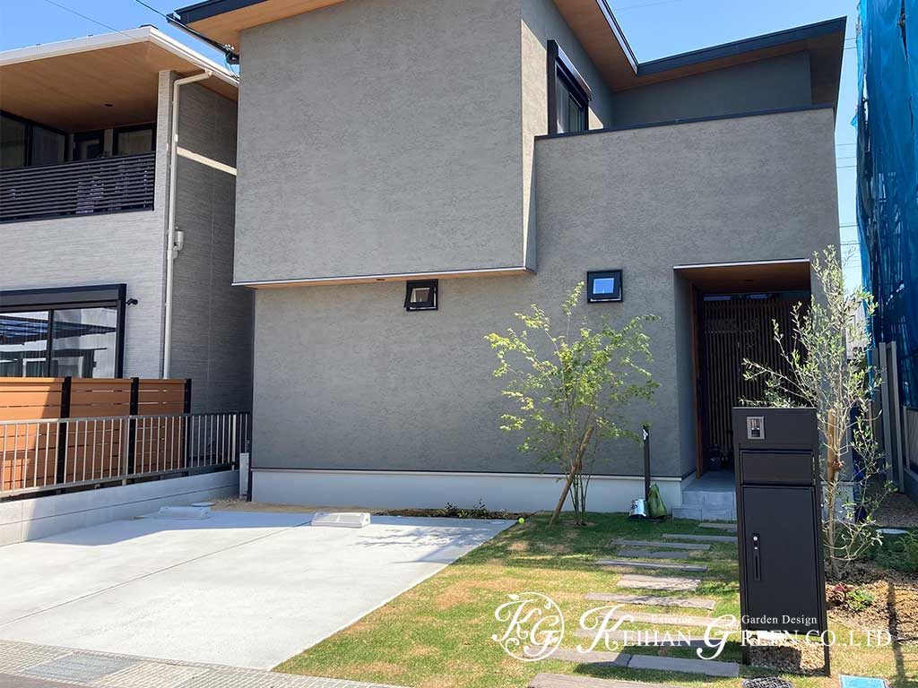 main 8 - ナチュラル感あふれるアプローチと中庭　大津市