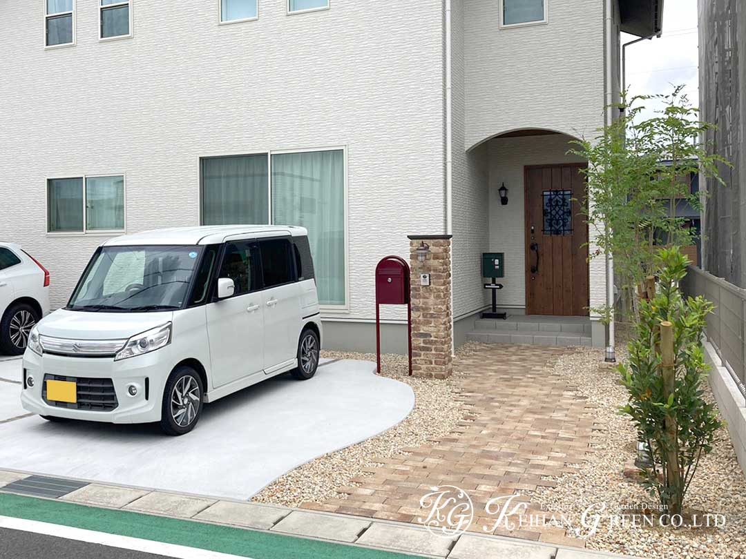 main 6 - レンガ使いが大人かわいいナチュラル外構　草津市