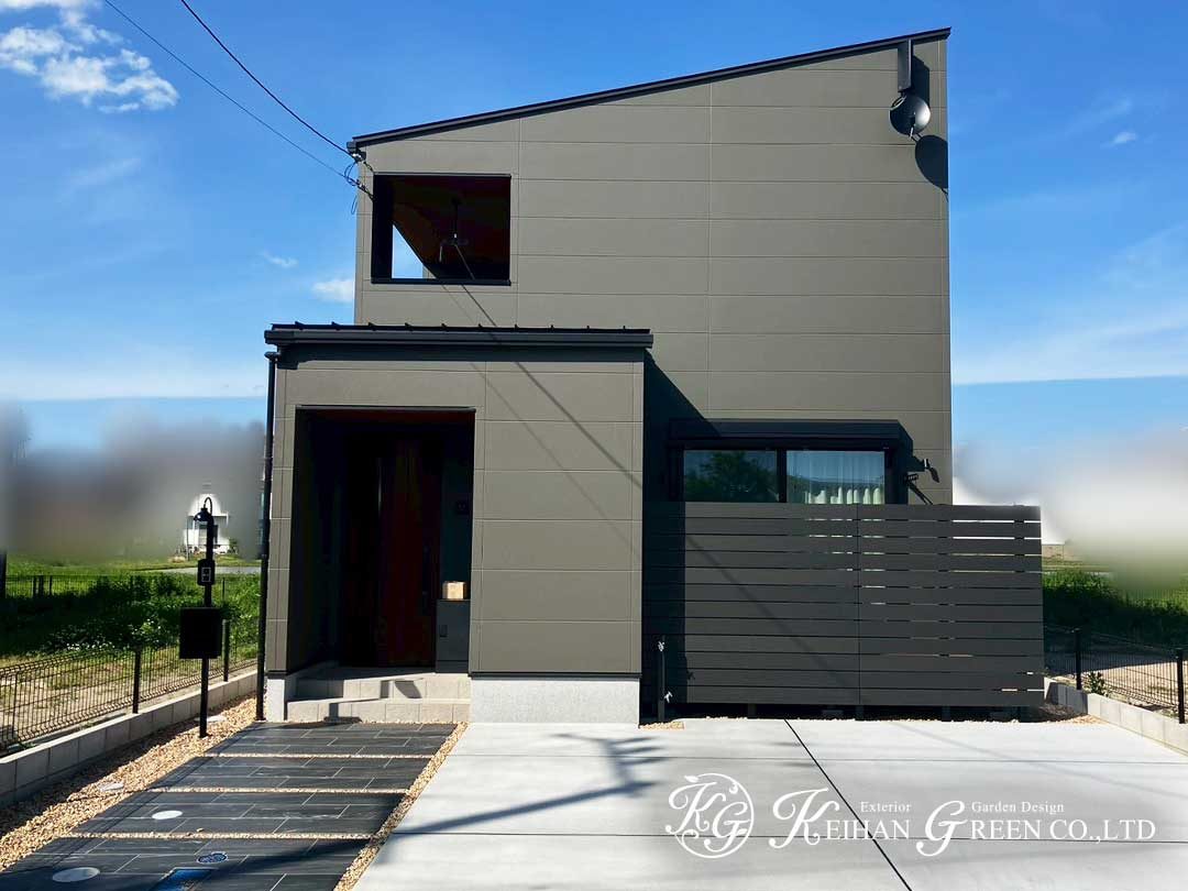 main - 視線をやさしく遮る、スマートな暮らしの外まわり　守山市